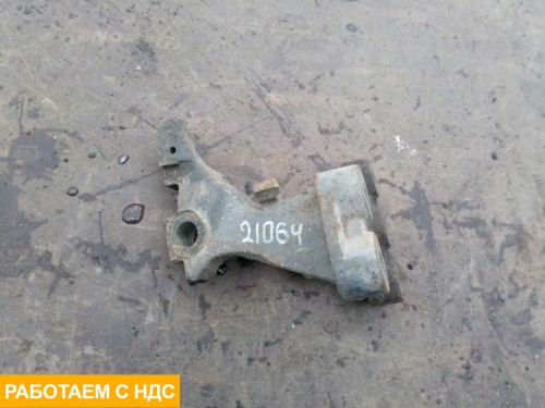 Кронштейн двигателя правый