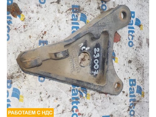 Кронштейн усилителя переднего бампера левый