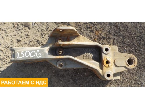 Кронштейн крепления передней рессоры правый