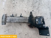 Кронштейн переднего бампера левый