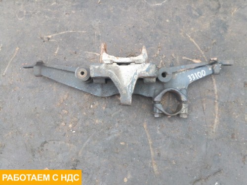 Кронштейн пневморессоры правый