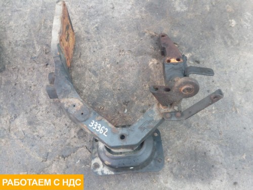 Кронштейн двигателя