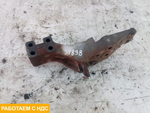 Кронштейн кабины левый