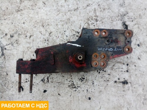 Кронштейн крепления передней рессоры правый