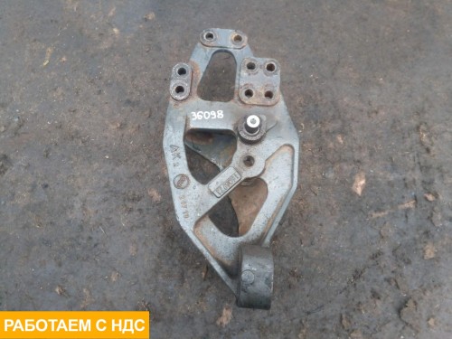 Кронштейн крепления передней рессоры правый