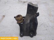 Кронштейн крепления торсиона левый