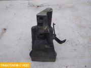 Кронштейн крепления торсиона левый