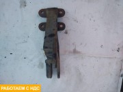 Кронштейн усилителя бампера левый