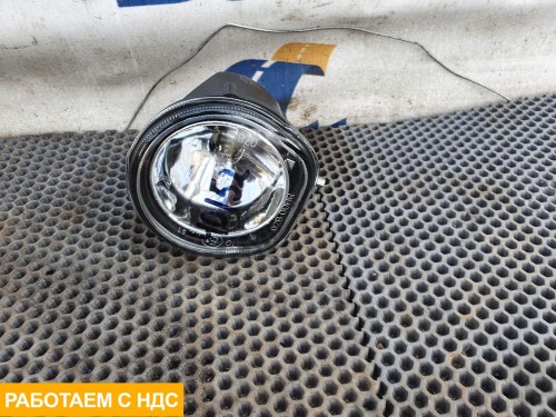 Фара противотуманная правая