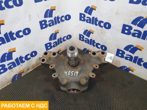 Кулак поворотный правый