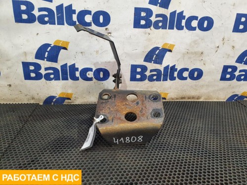 Кронштейн крепления заднего стабилизатора левый