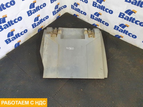 Крыло заднее левый