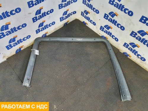 Рамка двери левая