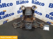 Кулак поворотный правый