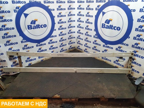 Спойлер бака правый