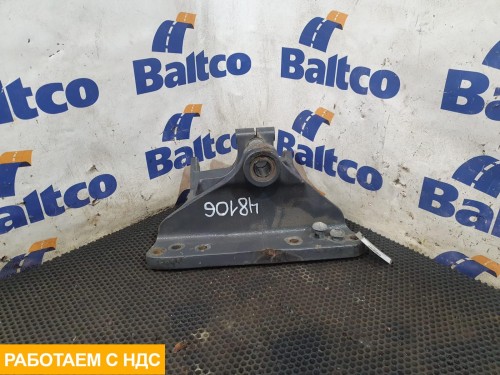 Кронштейн крепления передней рессоры правый