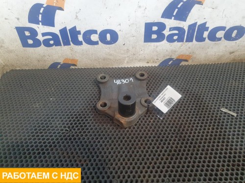 Кронштейн крепления переднего стабилизатора правый