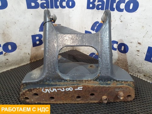 Кронштейн крепления передней рессоры левый