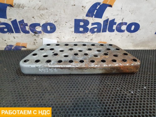 Подножка левая