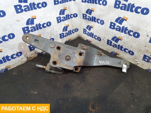 Кронштейн пневморессоры левый