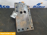 Кронштейн заднего бампера правый