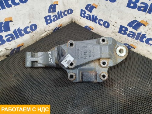 Кронштейн крепления передней рессоры левый