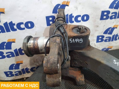 Кулак поворотный правый