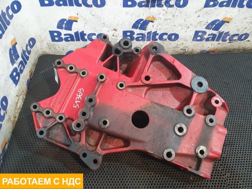 Кронштейн передней рессоры левый