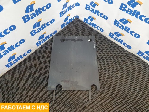 Брызговик передний левый