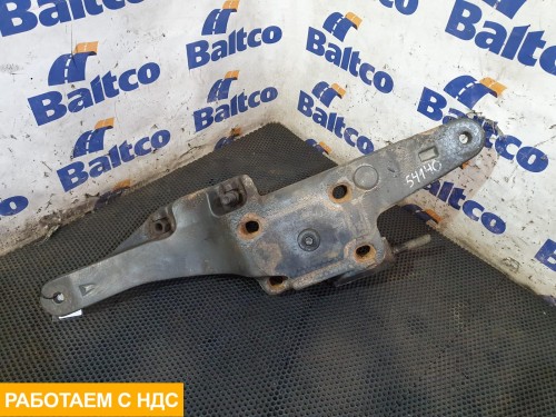 Кронштейн пневморессоры правый