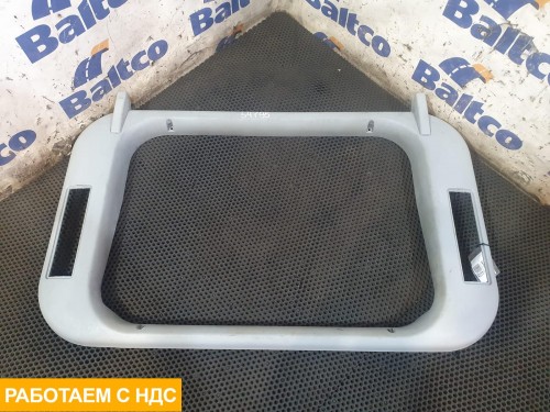 Рамка люка левая