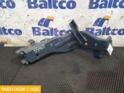 Кронштейн фары левый