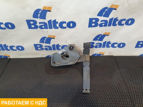 Кронштейн крепления заднего стабилизатора левый