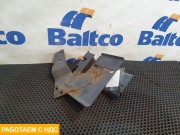 Кронштейн проводки правый