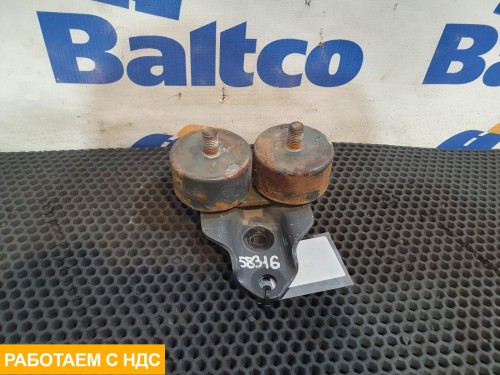 Кронштейн радиатора левый