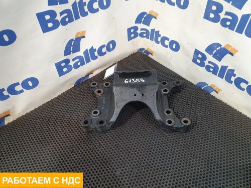 Кроншейн траверсы рамы левый