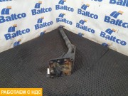 Кронштейн крепления крыла правый