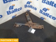 Кронштейн крепления бампера правый