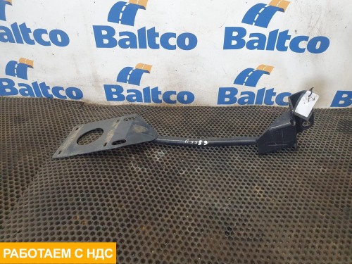 Кронштейн крепления крыла правый