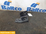 Кронштейн радиатора правый