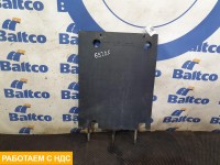 Брызговик передний левый