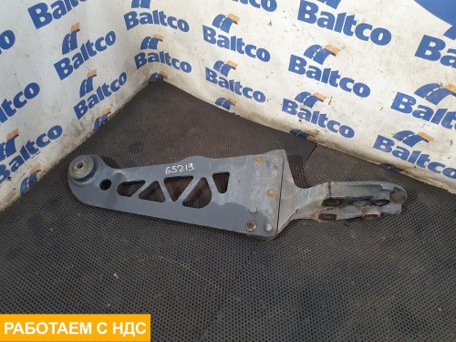 Кронштейн пневморессоры правый