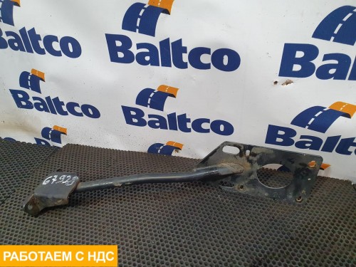 Кронштейн крепления крыла левый