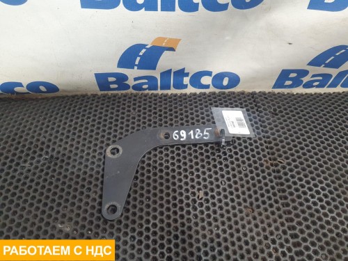 Кронштейн шумоизоляции правый