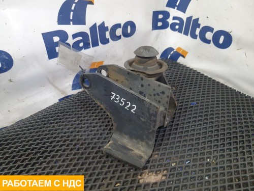 Кронштейн амортизатора левый