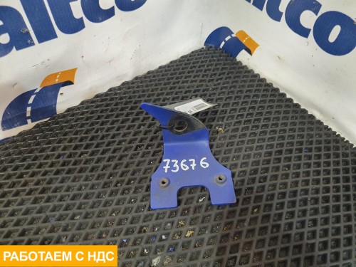 Кронштейн тормозной трубки