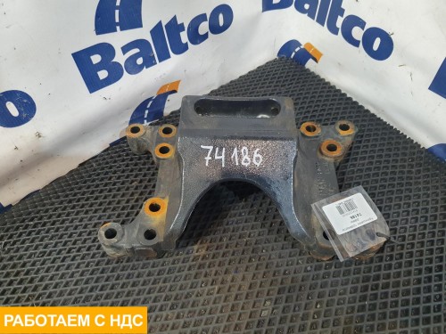 Кроншейн траверсы рамы правый