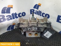 Подушка двигателя левая