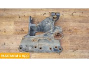 Кронштейн крепления передней рессоры левый