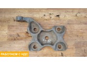 Опора заднего амортизатора левая